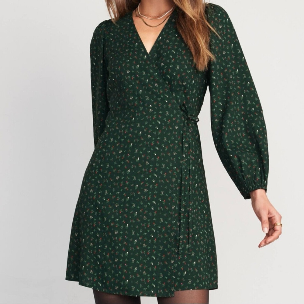Old Navy Women’s Puff Sleeve Mini Wrap Dress, Small TALL - Picture 4 of 5